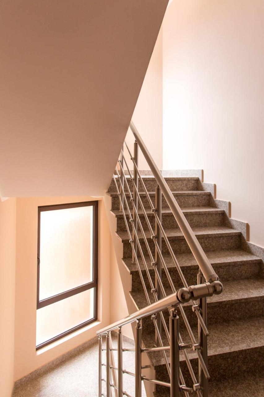 Becici - Andrea Apartman Exteriör bild